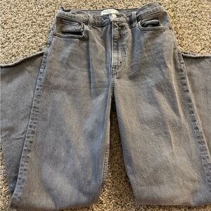 Abercrombie & Fitch 90’s Straight Ultra High Rise Jeans - Gray